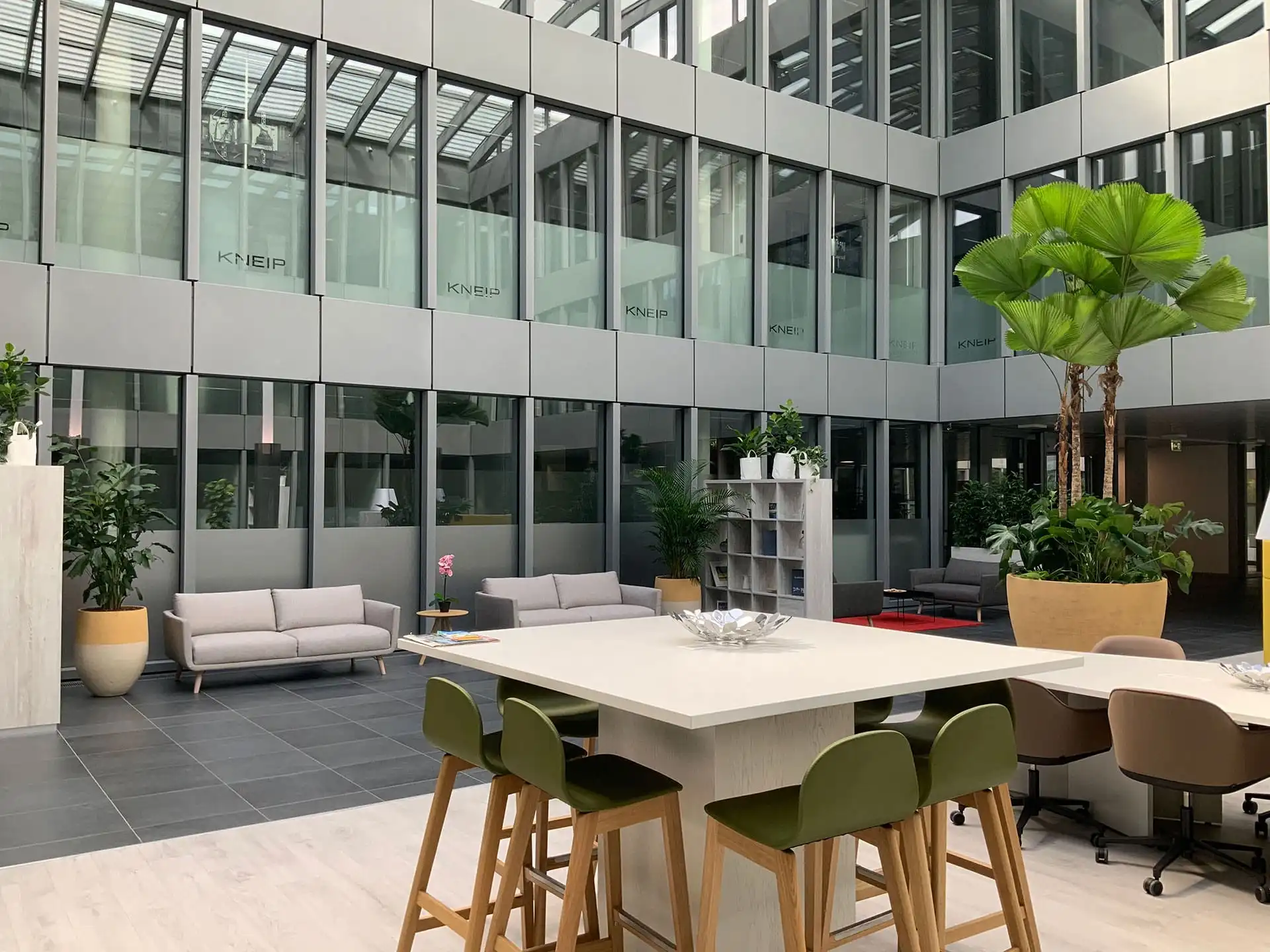 Mobilier extérieur design et durable